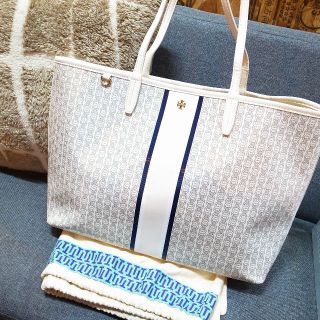 トリーバーチ(Tory Burch)の正規品☆トリーバーチ　ジェミニリンク　トートバッグ　ベージュ　バッグ　財布　小物(トートバッグ)