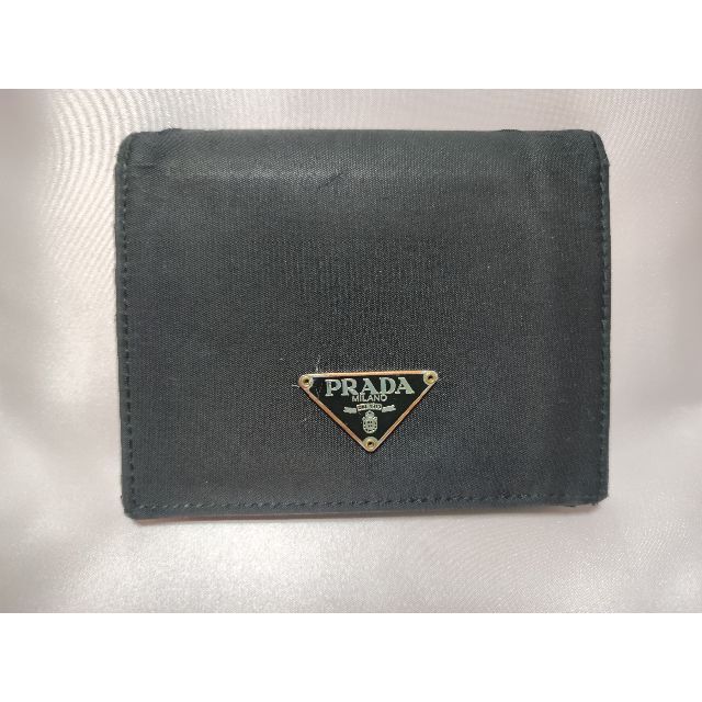 PRADA - PRADA プラダ 折り財布 黒 中古の通販 by くま次郎's shop｜プラダならラクマ