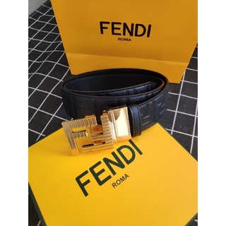 フェンディ ベルト(メンズ)の通販 87点 | FENDIのメンズを買うならラクマ