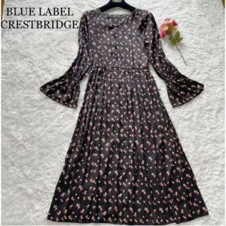 ブラックレーベルクレストブリッジ(BLACK LABEL CRESTBRIDGE)のブルーレーベルクレストブリッジ　花柄　ロングワンピース　総柄　Aライン(ロングワンピース/マキシワンピース)