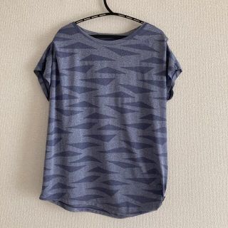 アディダス(adidas)のアディダス　adidas 半袖　レディース　トップス　Mサイズ(Tシャツ(半袖/袖なし))