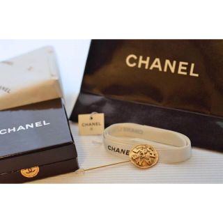 CHANEL - ☆シャネル☆ピンブローチ☆ロゴ☆ホース☆ゴールド