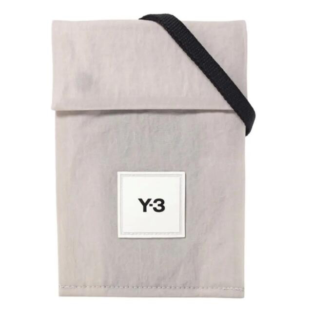 Y-3(ワイスリー)のY-3 バックパック　新品未使用　値下げ不可 メンズのバッグ(ショルダーバッグ)の商品写真