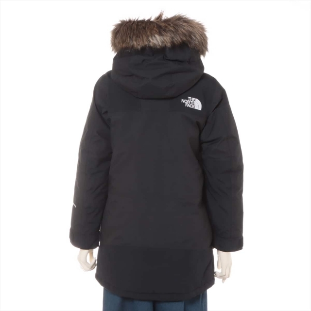 THE NORTH FACE(ザノースフェイス)のノースフェイス  ナイロン S ブラック レディース その他アウター レディースのジャケット/アウター(その他)の商品写真