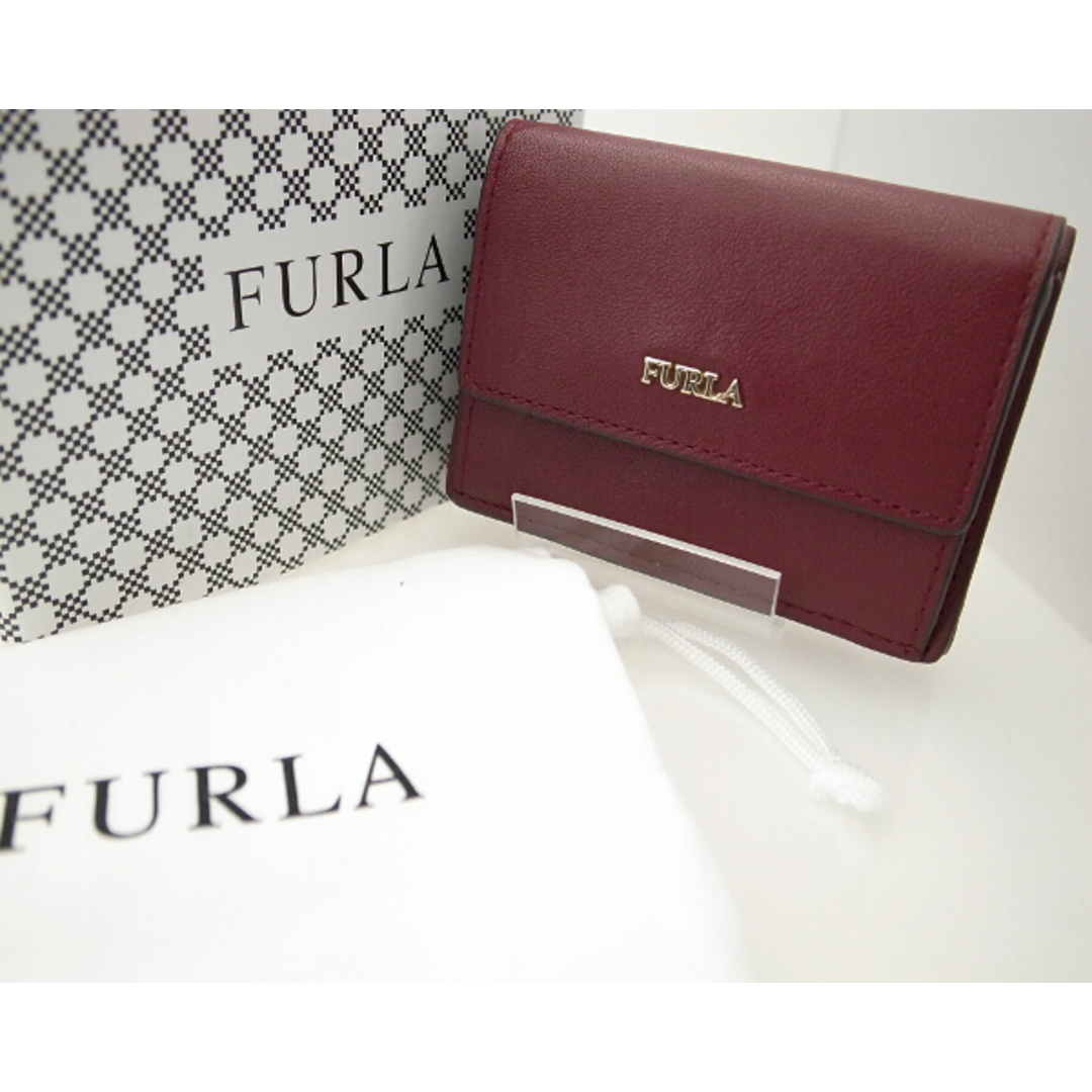 Furla(フルラ)の未使用に近い フルラ バビロン トライフォールドウォレット コンパクト財布 993900 レッド 赤 レディースのファッション小物(財布)の商品写真