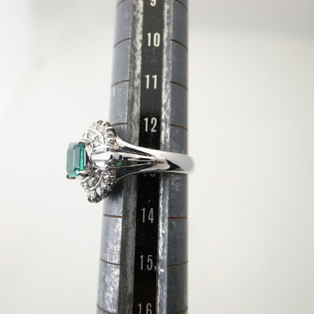 エメラルドダイヤモンドリング Pt900(プラチナ 白金) 13号 ボリューム 豪華 指輪 7