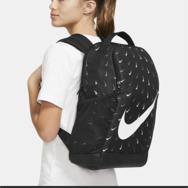 NIKE(ナイキ)のNIKE リュック18L バックパック キッズ/ベビー/マタニティのこども用バッグ(リュックサック)の商品写真