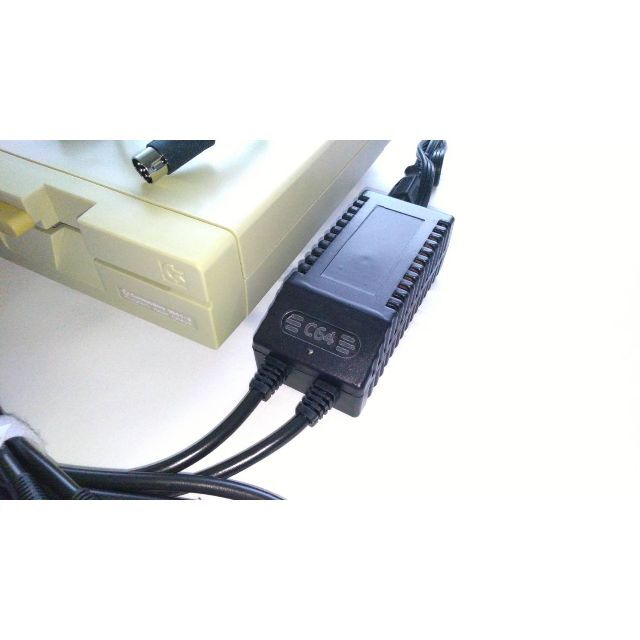 Commodore64CレトロPC フロッピードライブ 電源 HDMIコンバータ