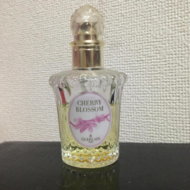GUERLAIN(ゲラン)のゲラン チェリーブロッサム 香水 コスメ/美容の香水(香水(女性用))の商品写真