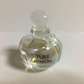 ディオール(Dior)の値下げ！未使用☆Dior ピュアプワゾン(香水(女性用))