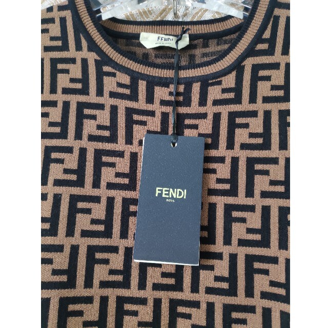 日本人気超絶の ミニ - ワンピース FENDI 訳あり 2020AW人気OP 未使用
