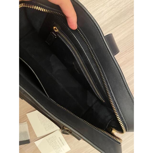 Saint Laurent(サンローラン)のSAINT LAURENT ショルダーバッグ サンローラン カバス レディースのバッグ(ショルダーバッグ)の商品写真