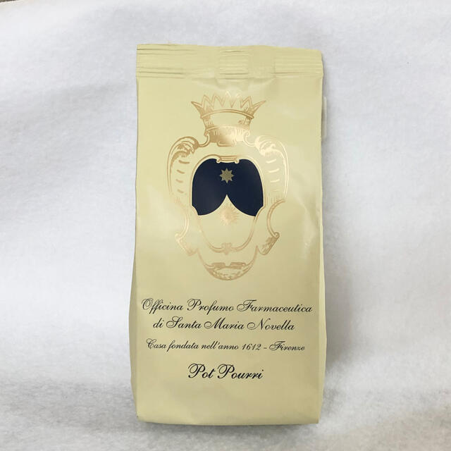 Santa Maria Novella(サンタマリアノヴェッラ)の☆サンタ マリア ノヴェッラ☆新品☆ポプリ 詰め替え用 100ｇ コスメ/美容のリラクゼーション(お香/香炉)の商品写真