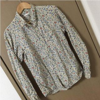 ジーユー(GU)の★men's 花柄シャツ(シャツ)