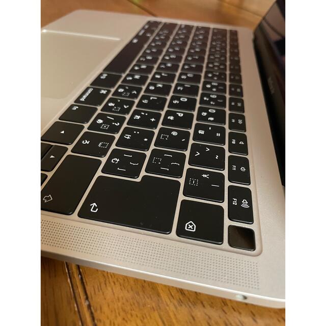 MacBook Air (Retina, 13-inch, 2019) シルバー 7