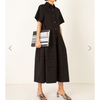 ルシェルブルー(LE CIEL BLEU)の定価31900円❤️新品タグ付 ルシェルブルー ShirtsDress(ひざ丈ワンピース)