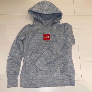 ザノースフェイス(THE NORTH FACE)のノースフェイス　パーカー　グレー　Ｍ　レディース(パーカー)