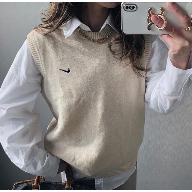 NIKE(ナイキ)のNIKE vintage sweater ニットベスト レディースのトップス(ニット/セーター)の商品写真