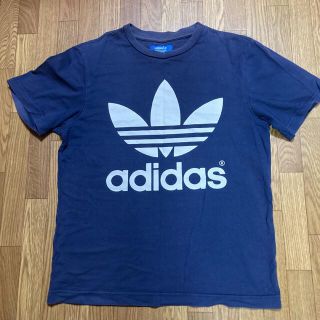 アディダス(adidas)のadidas Tシャツ(Tシャツ/カットソー(半袖/袖なし))