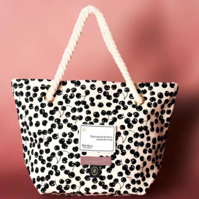 Herlipto HLT Cherry Tote Bag????