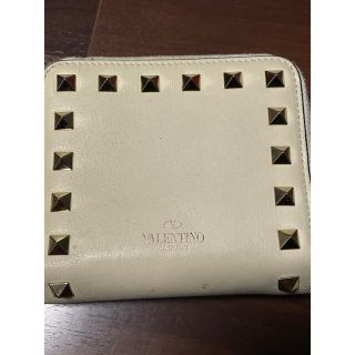 ジャンニバレンチノ(GIANNI VALENTINO)のバレンチノ　valentino 二つ折り財布　財布　ウォレット(財布)