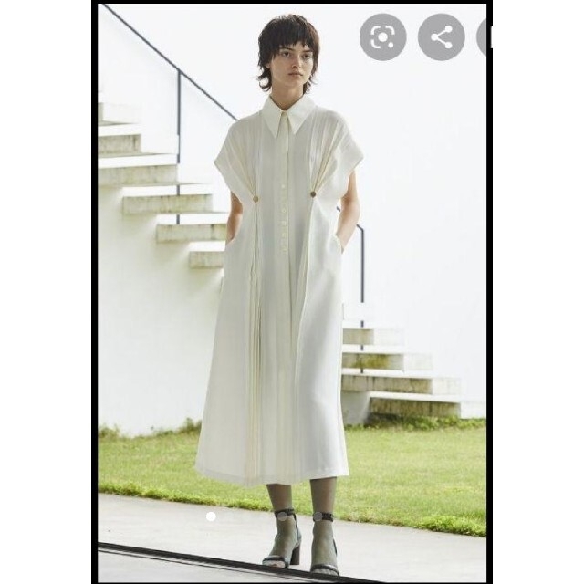 AKIRANAKA - 新品未使用♡AKIRANAKA プリーツパネルドレス ワンピース