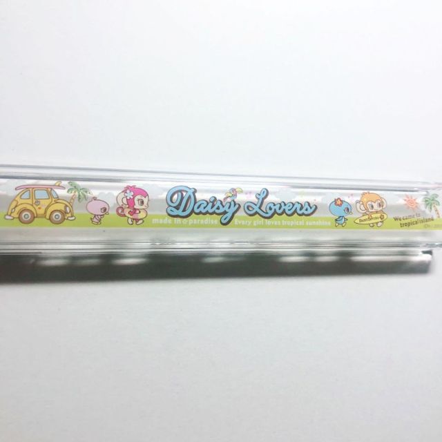 DAISY LOVERS(ディジーラバーズ)の【新品未使用】デイジーラバーズ ケース付き箸 インテリア/住まい/日用品のキッチン/食器(カトラリー/箸)の商品写真