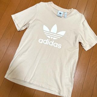 アディダス(adidas)のadidas Tシャツ(Tシャツ(半袖/袖なし))