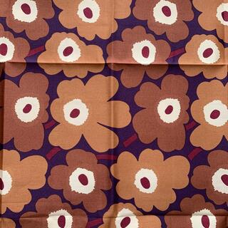 マリメッコ(marimekko)のmarimekko マリメッコ ミニウニッコ生地　ブラウンパープル　50×37　(生地/糸)