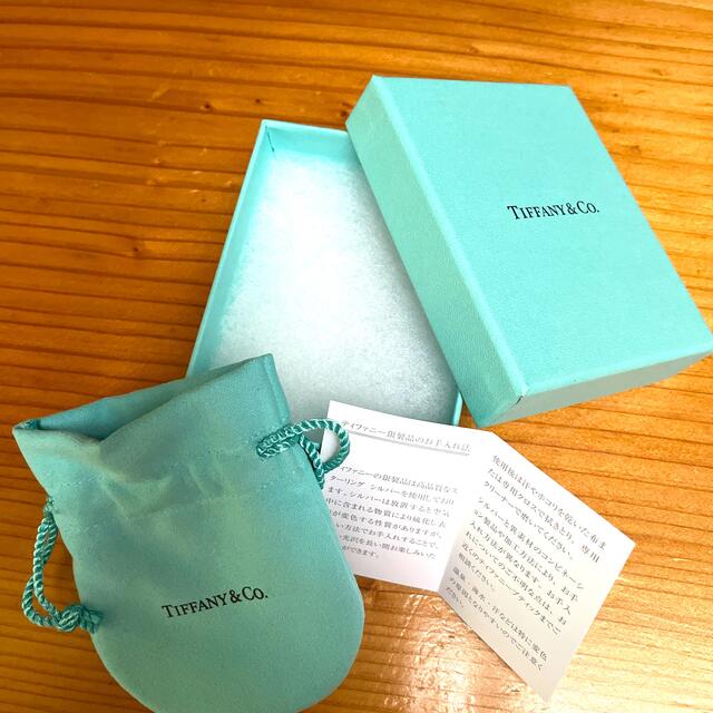 Tiffany & Co.(ティファニー)の美品　ティファニー　保存袋と箱のセット レディースのバッグ(ショップ袋)の商品写真