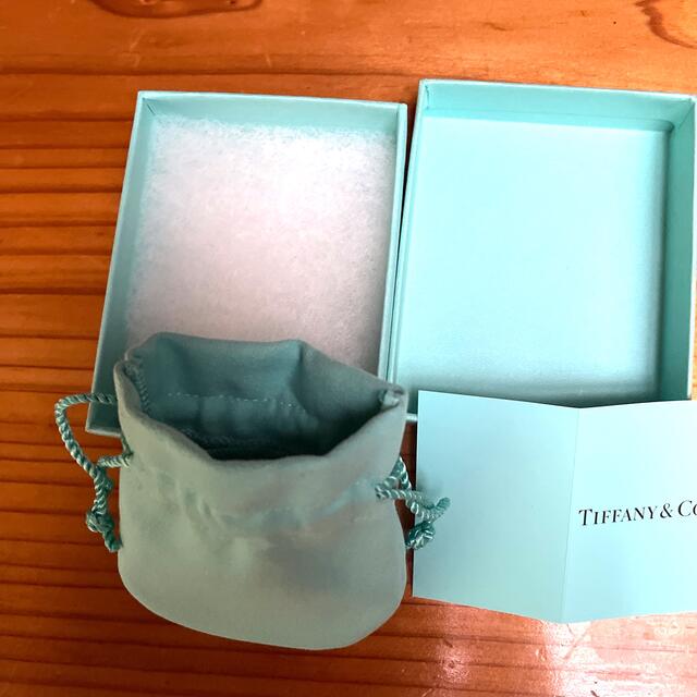 Tiffany & Co.(ティファニー)の美品　ティファニー　保存袋と箱のセット レディースのバッグ(ショップ袋)の商品写真