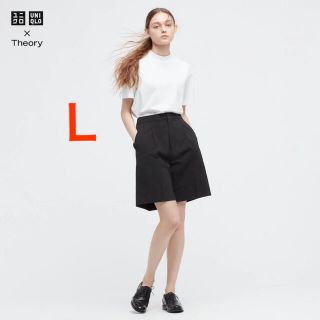 ユニクロ(UNIQLO)の【新品未使用】ユニクロ×セオリー　感動タックイージーショートパンツ　黒　Lサイズ(ショートパンツ)