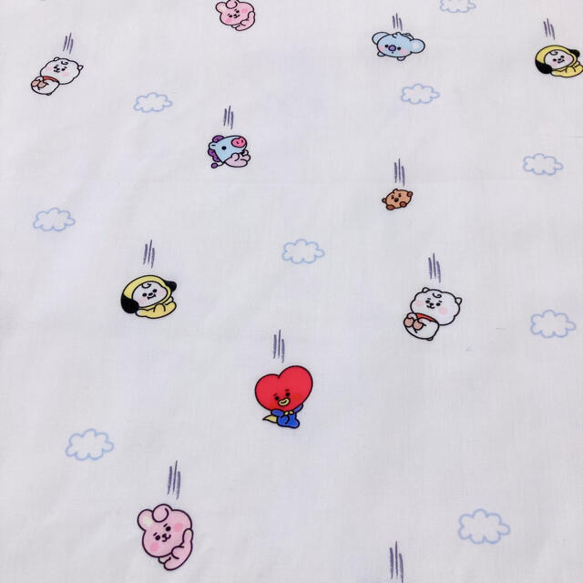 ★BT21★新入荷♡BTS 防弾少年団 バンタン 生地 布 ハギレ ハンドメイドの素材/材料(生地/糸)の商品写真