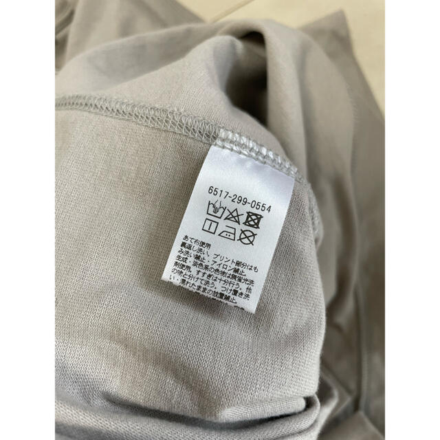 Drawer(ドゥロワー)の未使用　Drawer エンブレム Tシャツ トップス カットソー　 レディースのトップス(Tシャツ(半袖/袖なし))の商品写真