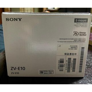 ソニー(SONY)の新品ソニーZV-E10+グリップGP-VPT2BT+中古レンズE16-50セット(ミラーレス一眼)