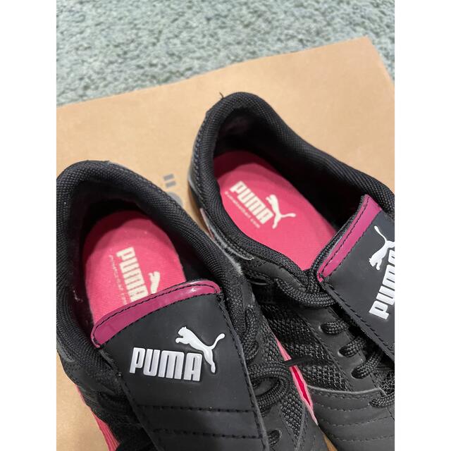 PUMA(プーマ)のPUMA★黒スニーカー★22.5 レディースの靴/シューズ(スニーカー)の商品写真