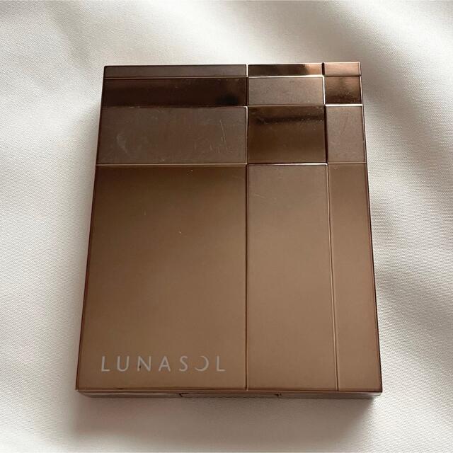 LUNASOL(ルナソル)のLUNASOLスパークリングアイズ 02 Rose Pink sparkling コスメ/美容のベースメイク/化粧品(アイシャドウ)の商品写真
