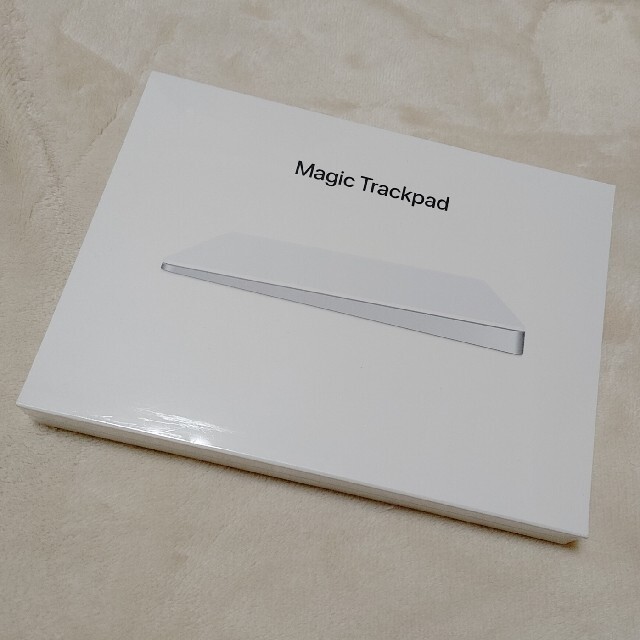 Apple(アップル)のApple Magic Trackpad 2 未開封新品 スマホ/家電/カメラのPC/タブレット(PC周辺機器)の商品写真