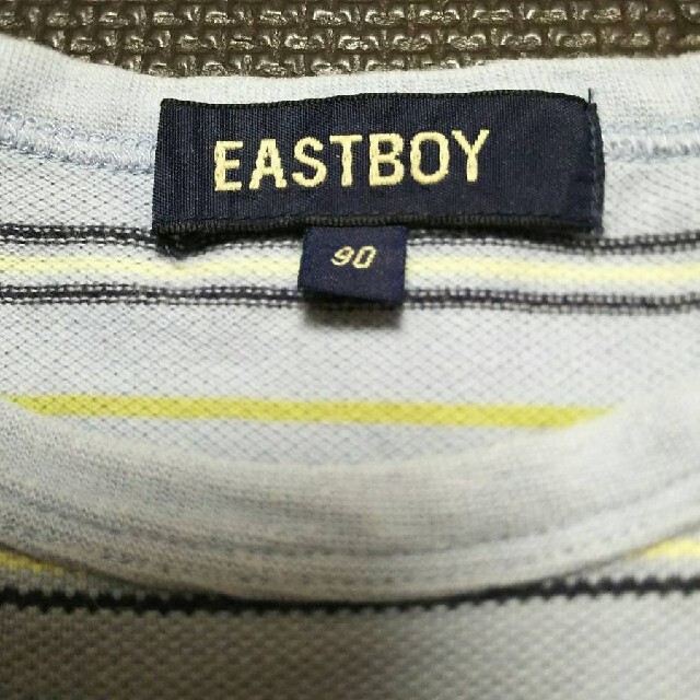 EASTBOY(イーストボーイ)のEASTBOY刺繍ポイント水色ボーダー半袖カットソー90cm男児EAST BOY キッズ/ベビー/マタニティのキッズ服男の子用(90cm~)(Tシャツ/カットソー)の商品写真