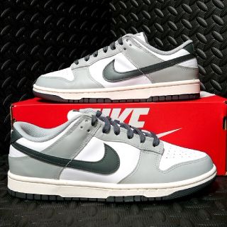 ナイキ(NIKE)のWMNS Dunk Low White Light Smoke Grey(スニーカー)