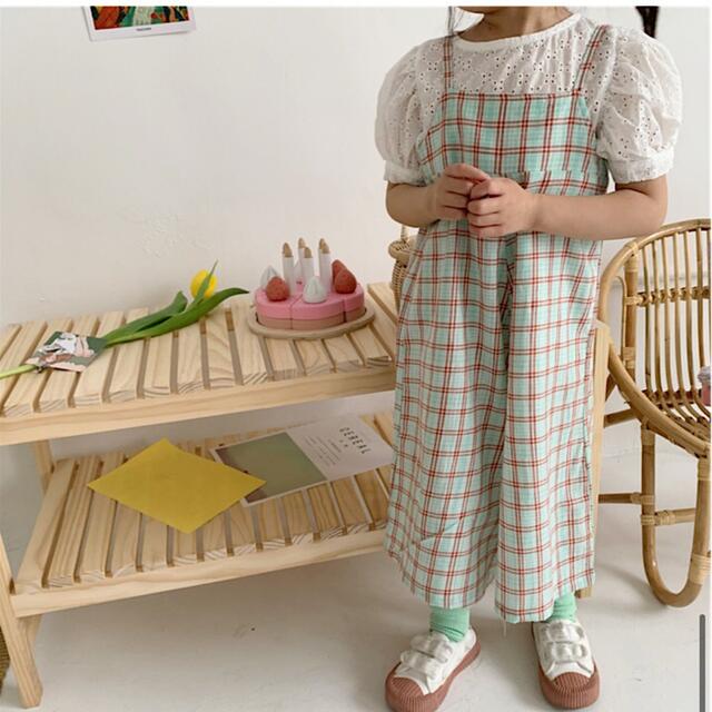 SALE   チェックサロペット　春夏　＊韓国子供服好きな方にも＊ キッズ/ベビー/マタニティのキッズ服女の子用(90cm~)(パンツ/スパッツ)の商品写真