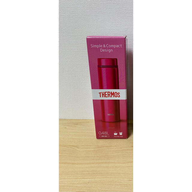 THERMOS(サーモス)の【新品・未使用】サーモス  真空断熱　水筒　ピンク　480ml レッド　 キッズ/ベビー/マタニティの授乳/お食事用品(水筒)の商品写真