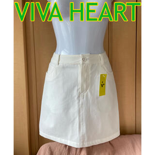 ビバハート(VIVA HEART)のビバハート　レディースゴルフウェア　新品未使用　スカート白　夏物　ストレッチ(ウエア)