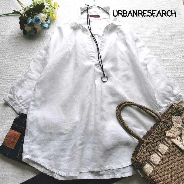 URBAN RESEARCH(アーバンリサーチ)のアーバンリサーチ　リネンシャツ　白シャツ　麻　スキッパーシャツ　チュニック レディースのトップス(シャツ/ブラウス(長袖/七分))の商品写真