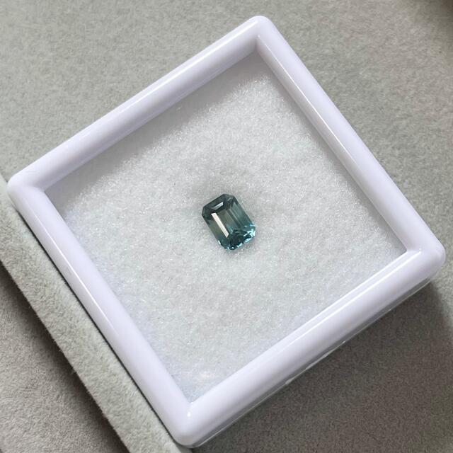 バイカラートルマリン 1.07ct ルース グリーンブルー×カラーレス