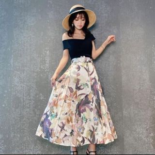 エイミーイストワール(eimy istoire)の新品✨eimy【Grace flower ベルトスカート】ベージュ・Sサイズ(ロングスカート)