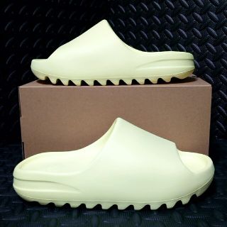 アディダス(adidas)のYEEZY Slide Glow Green(サンダル)