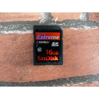 サンディスク(SanDisk)のSanDisk Extreme SDHCカード 16GB CLASS10(PC周辺機器)