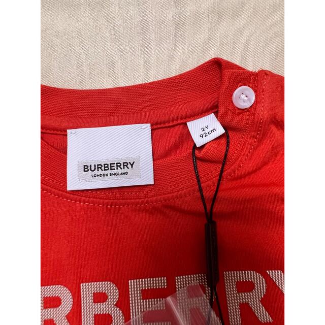 BURBERRY(バーバリー)の【新品タグ付き】Burberry ロゴ Tシャツ キッズ/ベビー/マタニティのキッズ服男の子用(90cm~)(Tシャツ/カットソー)の商品写真