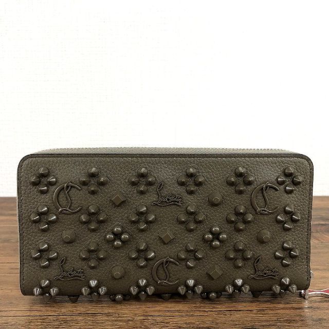 未使用品 Christian Louboutin 長財布 318 | une3.net